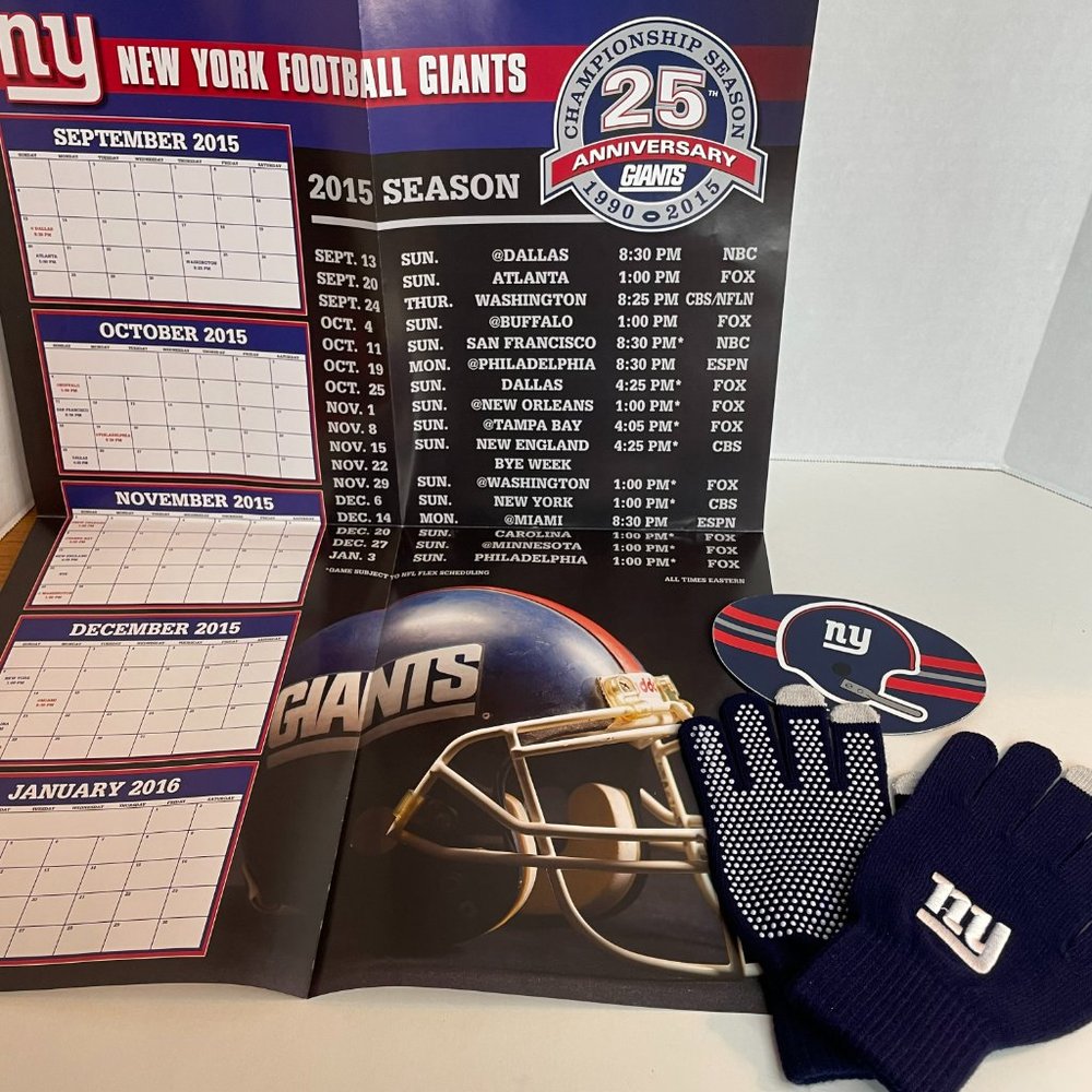 RARE 2015 New York Giants NFL Rally Pack Texting Gloves Magnet Poster NWOT